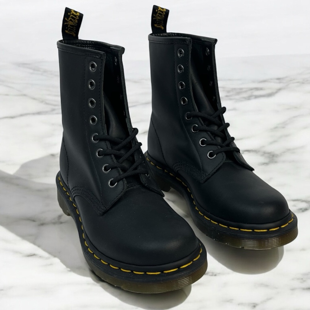 🆕 Dr. Martens 11821 Black Leather Combat Boots Women's 6 USL Doc Marten NWOT